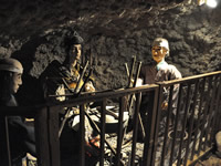 La Grotte calcaire historique Genzankutsu