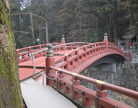 Le pont Shinkyô